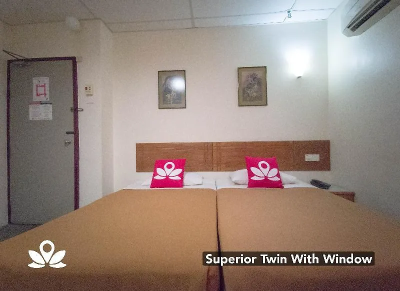 Zen Rooms Coastal Park Hotel Malacca 2*,