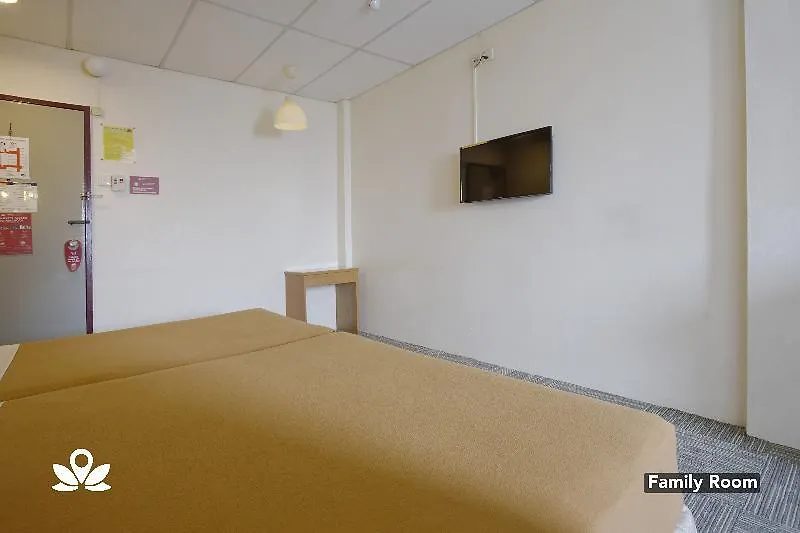 Zen Rooms Coastal Park Hotel Malacca